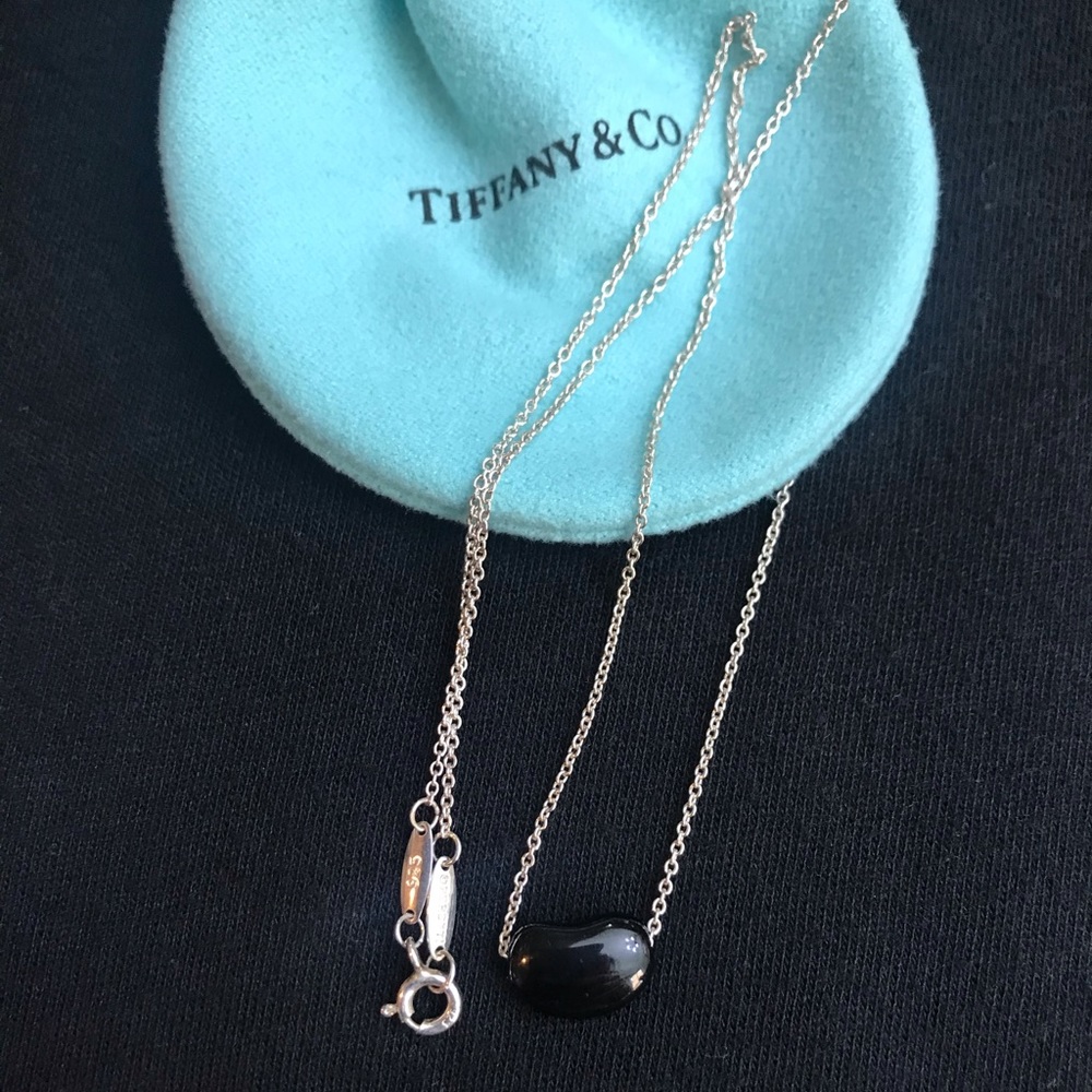 BEAN NECKLACE